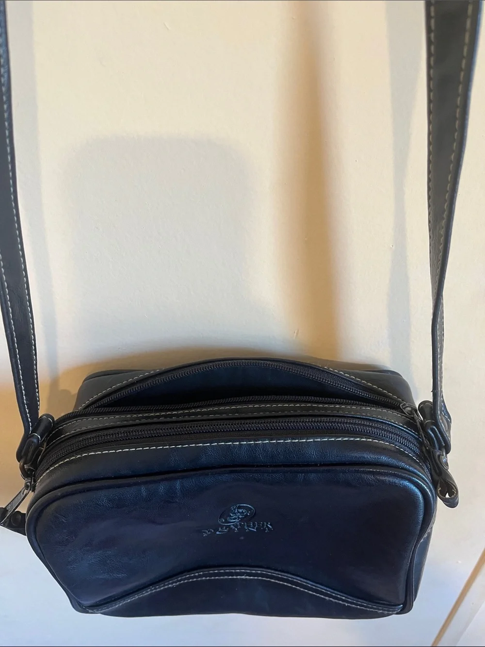 Black Leather Messenger Bag for women’s